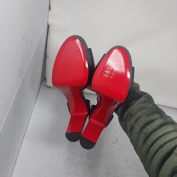 Christian Louboutin Black Sandaloo Platform Sandal - Picture 2 of 14